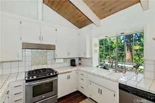 1212 Jungfrau, Crestline, CA 92325 - Photo 24