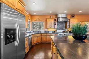 756 Brentwood Dr, Lake Arrowhead, CA 92352 - Photo 8