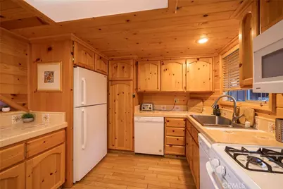 41714 Switzerland, Big Bear Lake, CA 92315 - Photo 24