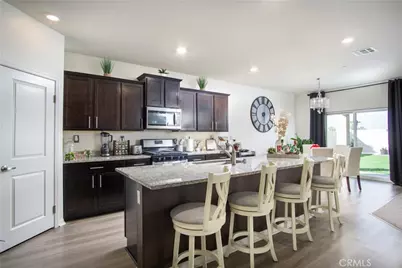 16846 Desert Star, Victorville, CA 92394 - Photo 10