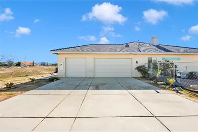 6086 Pythagoras, Oak Hills, CA 92344 - Photo 8