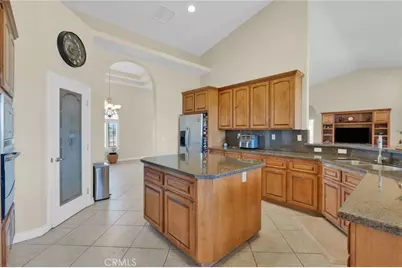 6086 Pythagoras, Oak Hills, CA 92344 - Photo 20