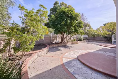 18662 Jockey Circle, Huntington Beach, CA 92648 - Photo 32