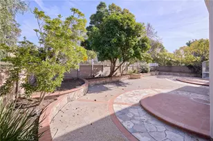 18662 Jockey Cir, Huntington Beach, CA 92648 - Photo 32