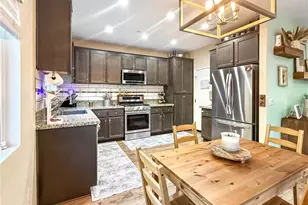 35341 White Camarillo Ln, Fallbrook, CA 92028 - Photo 10