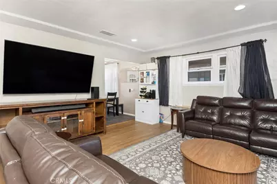 272 E 47th St, San Bernardino, CA 92404 - Photo 8