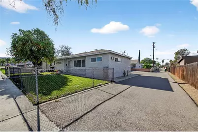 316 Washburn, Corona, CA 92882 - Photo 2