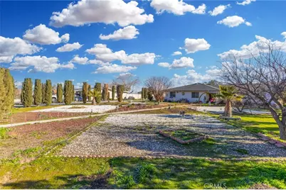 11497 2nd Avenue, Hesperia, CA 92345 - Photo 2