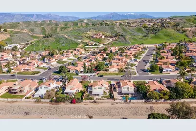 2209 Canyon Drive, Colton, CA 92324 - Photo 30