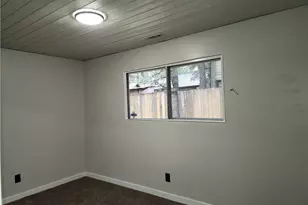 532 E Meadow Ln, Big Bear City, CA 92314 - Photo 10