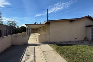 16113 Upland, Fontana, CA 92335 - Photo 8