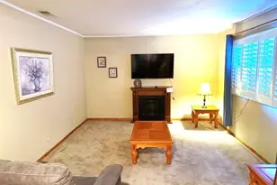 16113 Upland, Fontana, CA 92335 - Photo 6