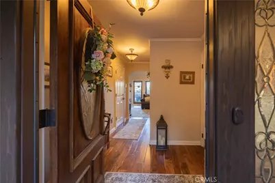 26335 Walnut Hills Drive, Lake Arrowhead, CA 92352 - Photo 2