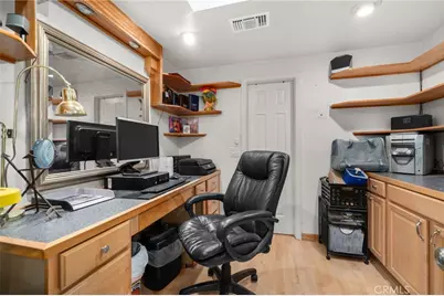 36231 Panorama Drive, Yucaipa, CA 92399 - Photo 32