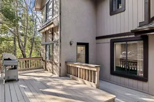 965 Sandalwood Dr, Lake Arrowhead, CA 92352 - Photo 14