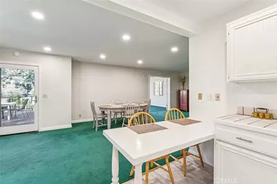 965 Sandalwood Drive, Lake Arrowhead, CA 92352 - Photo 14