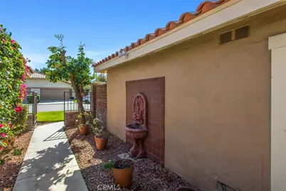 304 Villena Way, Palm Desert, CA 92260 - Photo 6