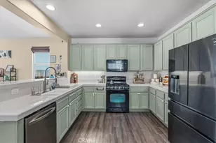 11993 Crandall Ct, Victorville, CA 92392 - Photo 12