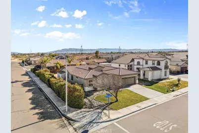 11993 Crandall Court, Victorville, CA 92392 - Photo 32