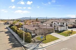 11993 Crandall Ct, Victorville, CA 92392 - Photo 32