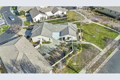 1596 Four Seasons, Beaumont, CA 92223 - Photo 4