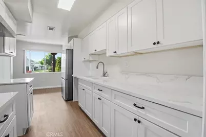 2011 W Katella, Anaheim, CA 92804 - Photo 14