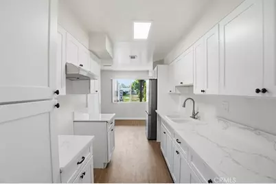 2011 W Katella, Anaheim, CA 92804 - Photo 34