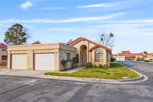 19144 Cedar, Apple Valley, CA 92308 - Photo 1