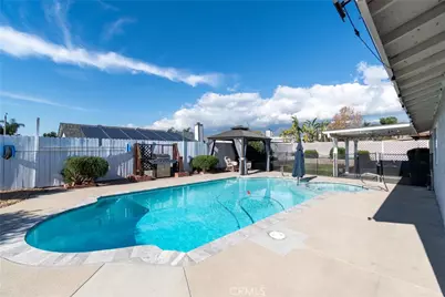 7532 Marconia Court, Fontana, CA 92336 - Photo 6