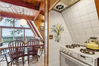 24032 Skyland, Crestline, CA 92325 - Photo 12