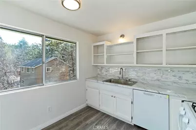 32142 Hunsaker Way, Running Springs, CA 92382 - Photo 8