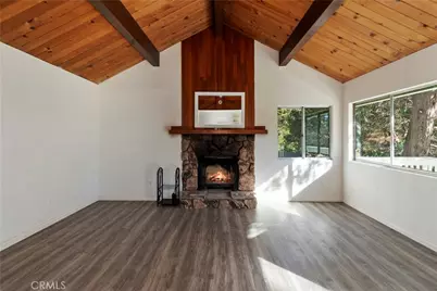 32142 Hunsaker Way, Running Springs, CA 92382 - Photo 2