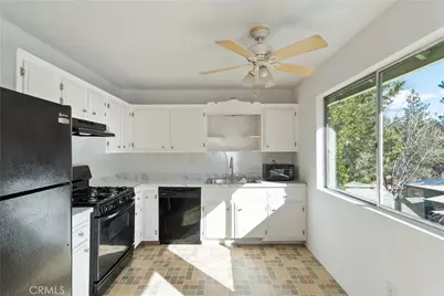 32142 Hunsaker Way, Running Springs, CA 92382 - Photo 32