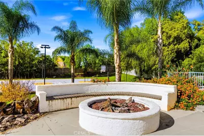 16575 Bonanza Dr, Riverside, CA 92504 - Photo 40