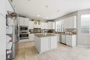 34326 Heather Ridge Ct, Lake Elsinore, CA 92532 - Photo 10