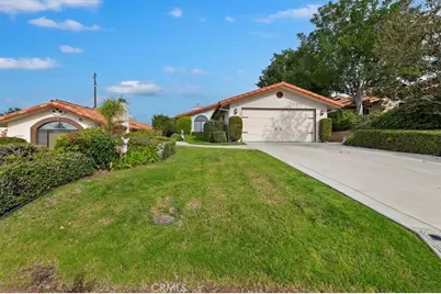 1168 N Crescent Ridge, Fallbrook, CA 92028 - Photo 2