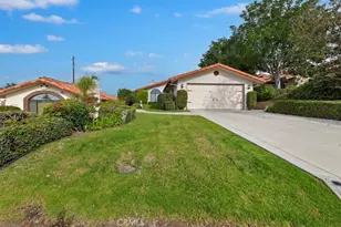 1168 N Crescent Ridge, Fallbrook, CA 92028 - Photo 2