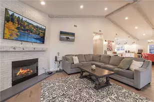 374 Mountainaire Ln, Big Bear Lake, CA 92315 - Photo 4