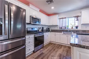 16664 Hawks Hill, Victorville, CA 92395 - Photo 12
