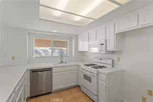 3178 Dogwood Dr, Corona, CA 92882 - Photo 12