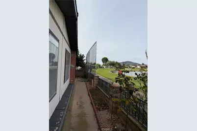 10500 Frontier, Cherry Valley, CA 92223 - Photo 14