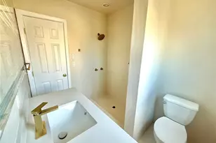 18407 Hawthorne Ave, Bloomington, CA 92316 - Photo 14