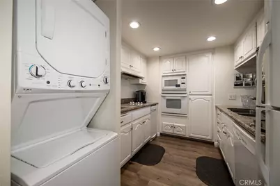 5555 Canyon Crest #2G, Riverside, CA 92507 - Photo 10