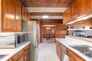1405 Sequoia Dr, Lake Arrowhead, CA 92352 - Photo 10
