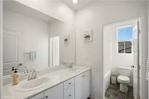 5604 Altamura Way, Fontana, CA 92336 - Photo 16