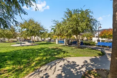 5604 Altamura Way #10, Fontana, CA 92336 - Photo 28