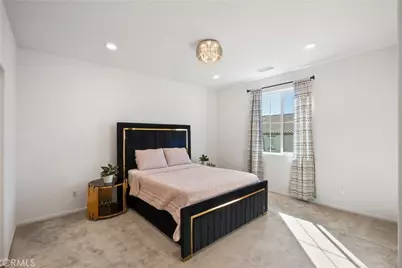 5604 Altamura Way #10, Fontana, CA 92336 - Photo 10
