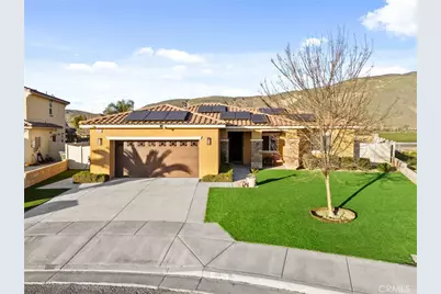 1851 Stream Pointe, San Jacinto, CA 92582 - Photo 2