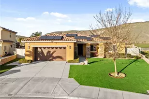 1851 Stream Pointe, San Jacinto, CA 92582 - Photo 2