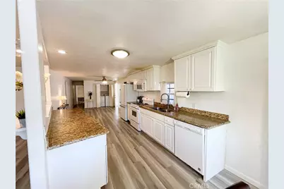 17700 Avalon Boulevard #40, Carson, CA 90746 - Photo 14